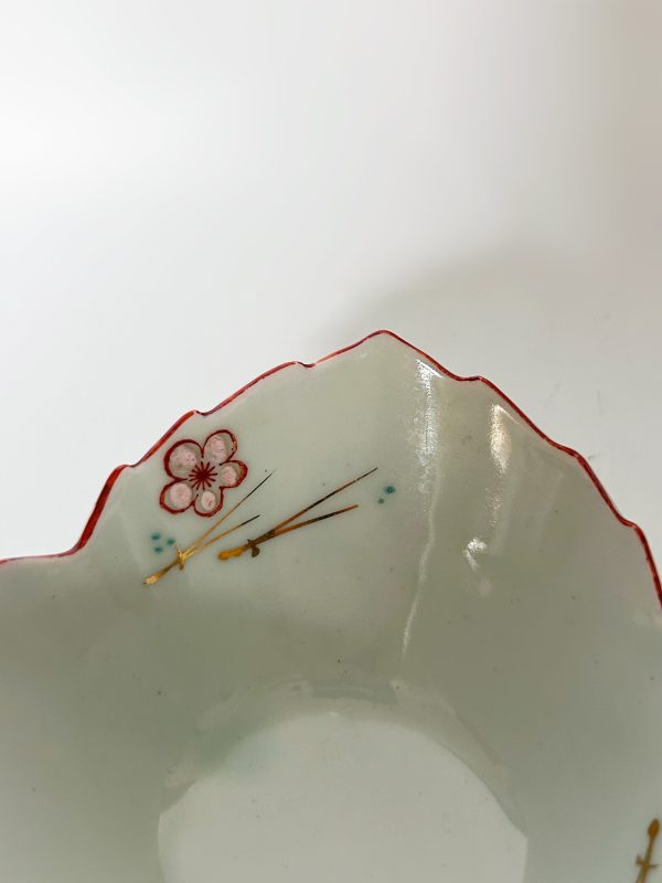 04
